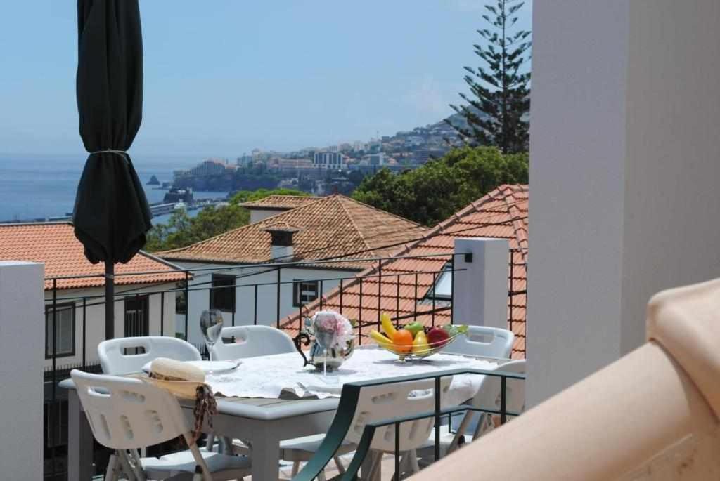 מלון פונשל Vila Rosa - Renovated House Overlooking The Sea מראה חיצוני תמונה
