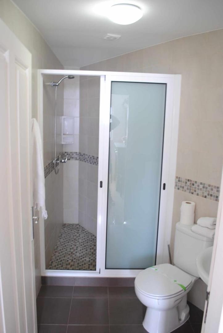 מלון פונשל Vila Rosa - Renovated House Overlooking The Sea מראה חיצוני תמונה